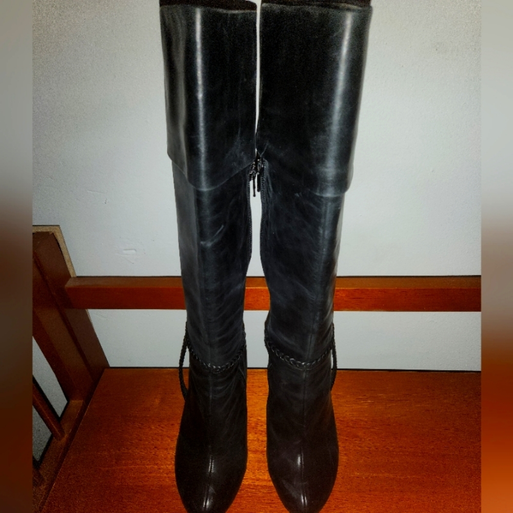 Kenneth Cole knee high black leather high heel boots
